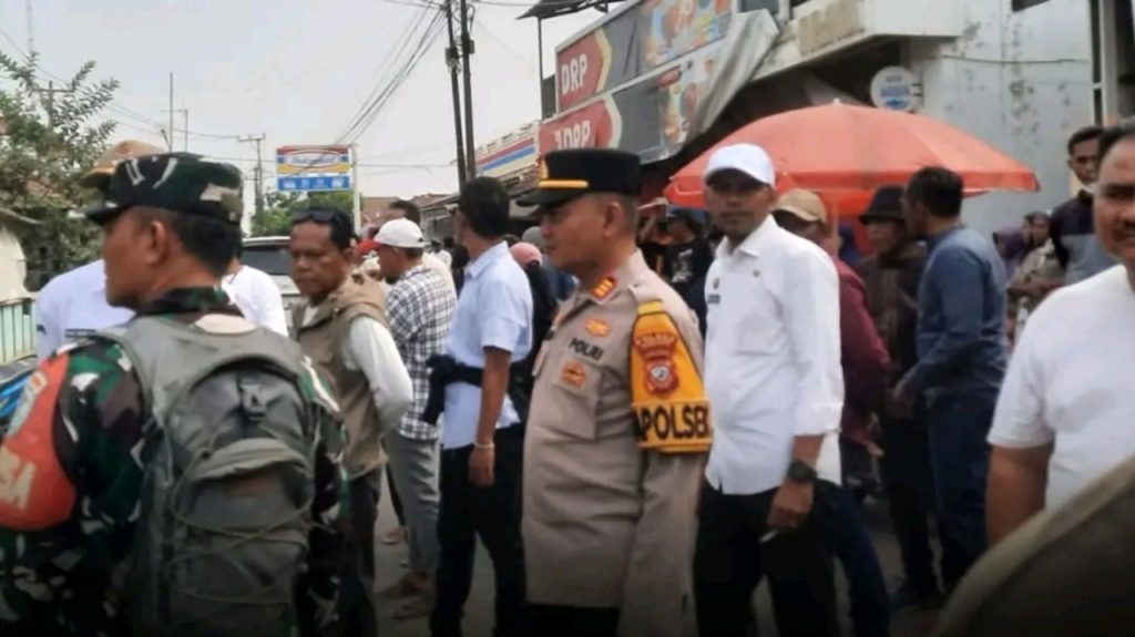 Pilkades Patimban Memanas, Pendukung Calon Kades Saling Lempar Batu, Polisi Ungkap Penyebabnya
