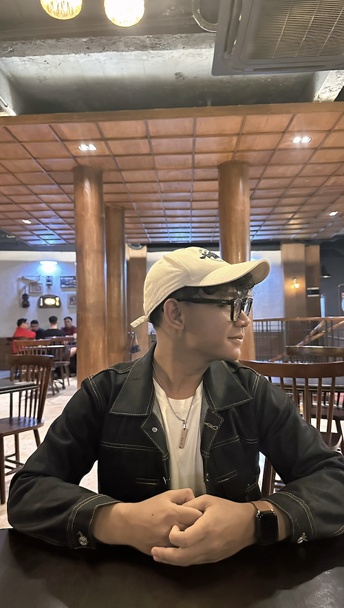 Reza Nafi Rizqi Musyaffa (Afa), Mahasiswa UNAIR yang Raih Pendapatan Dua Digit per Bulan dari Produk Digital di Lynk.id